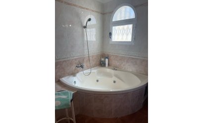 Herverkoop - Villa -
Orihuela Costa - Costa Blanca