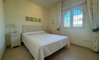 Herverkoop - Villa -
Orihuela Costa - Costa Blanca