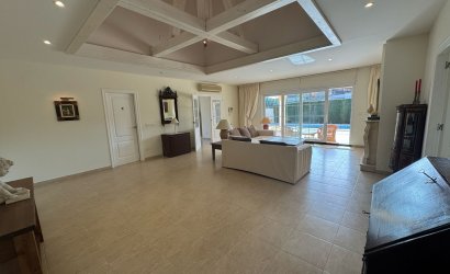 Herverkoop - Villa -
Orihuela Costa - Costa Blanca