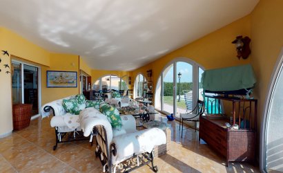 Herverkoop - Villa -
Orihuela Costa - Costa Blanca