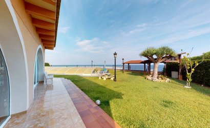 Herverkoop - Villa -
Orihuela Costa - Costa Blanca