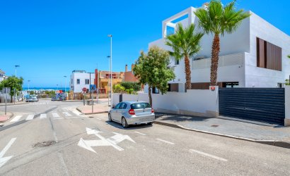 Herverkoop - Villa -
Guardamar del Segura - Costa Blanca