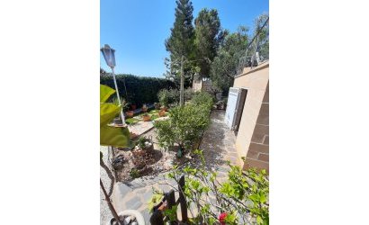 Herverkoop - Villa -
Orihuela Costa - Costa Blanca