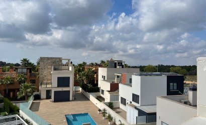 Revente - Villa -
San Miguel de Salinas - Inland