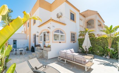 Herverkoop - Town House -
Torrevieja - Costa Blanca