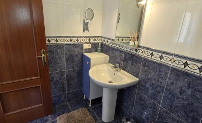 Herverkoop - Villa -
Vinuela - Inland