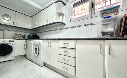 Herverkoop - Villa -
Pinar de Campoverde - Inland