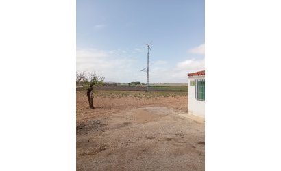 Herverkoop - Country House -
Yecla - Inland