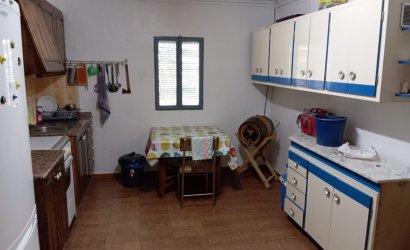 Herverkoop - Country House -
Yecla - Inland