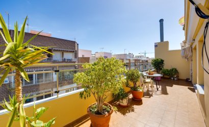 Herverkoop - Penthouse -
Torrevieja - Centro