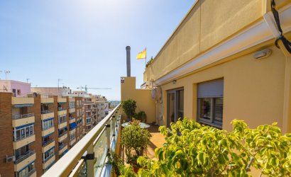Herverkoop - Penthouse -
Torrevieja - Centro
