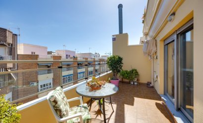 Herverkoop - Penthouse -
Torrevieja - Centro