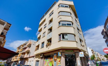 Herverkoop - Penthouse -
Torrevieja - Centro