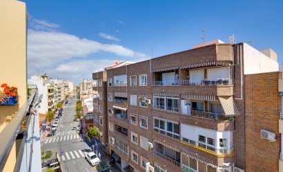 Herverkoop - Penthouse -
Torrevieja - Centro