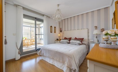 Herverkoop - Penthouse -
Torrevieja - Centro