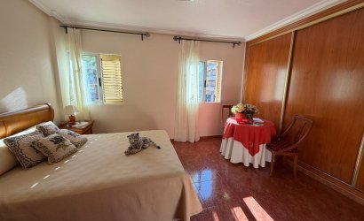 Herverkoop - Town House -
Guardamar del Segura - Pueblo