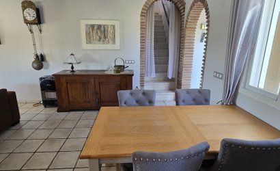 Herverkoop - Villa -
Vinuela - Inland