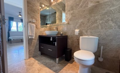 Revente - Villa -
Orihuela - Inland