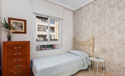 Resale - Apartment -
Guardamar del Segura - Pueblo