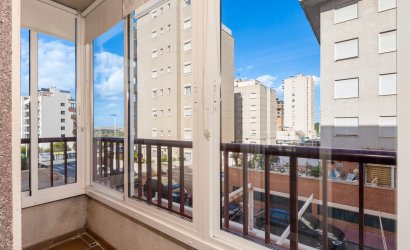 Resale - Apartment -
Guardamar del Segura - Pueblo