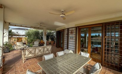 Herverkoop - Villa -
Dehesa de Campoamor - Costa Blanca