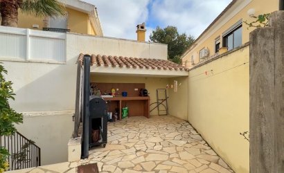 Herverkoop - Villa -
Dehesa de Campoamor - Costa Blanca