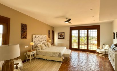 Herverkoop - Villa -
Dehesa de Campoamor - Costa Blanca