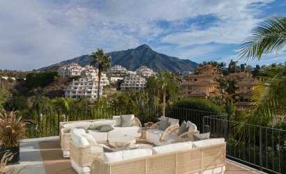 Resale - Villa -
Marbella - Los Naranjos de Marbella