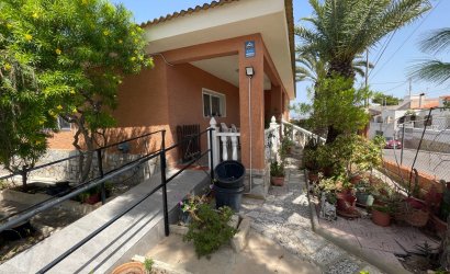 Resale - Villa -
Benijofar - Costa Blanca