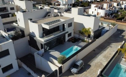 Herverkoop - Villa -
Algorfa - Inland