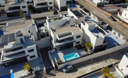 Herverkoop - Villa -
Algorfa - Inland