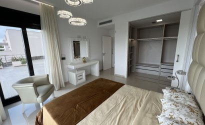 Revente - Villa -
San Miguel de Salinas - Inland