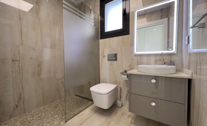 Revente - Villa -
San Miguel de Salinas - Inland