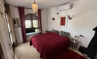 Revente - Villa -
Orihuela - Inland