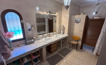 Revente - Villa -
Orihuela - Inland