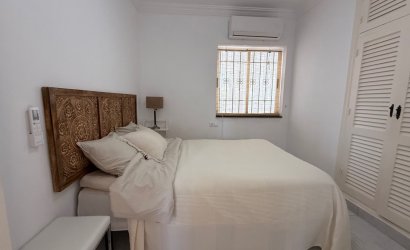 Herverkoop - Villa -
Torrevieja - Costa Blanca