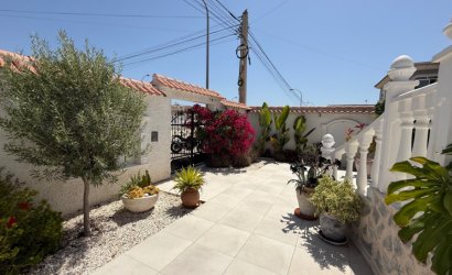 Herverkoop - Villa -
Torrevieja - Costa Blanca