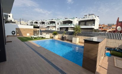 Revente - Villa -
Orihuela - Inland