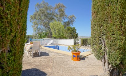 Resale - Villa -
Jávea - Tarraula