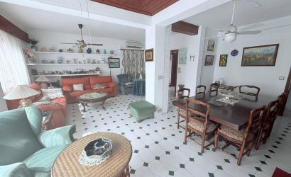 Reventa - Villa -
Orihuela Costa - Campoamor