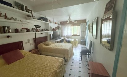 Reventa - Villa -
Orihuela Costa - Campoamor