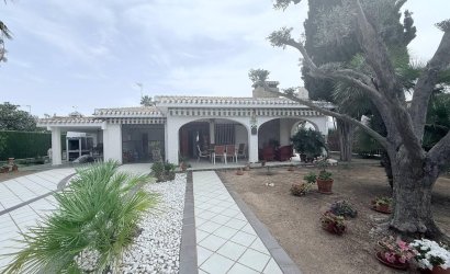 Reventa - Villa -
Orihuela Costa - Campoamor