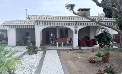 Reventa - Villa -
Orihuela Costa - Campoamor