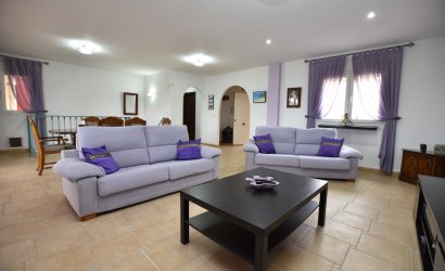 Herverkoop - Villa -
Algorfa - Inland