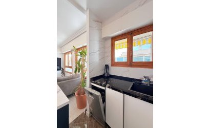 Herverkoop - Penthouse -
Torrevieja - Playa del Cura