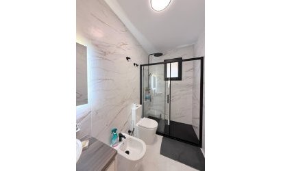 Herverkoop - Penthouse -
Torrevieja - Playa del Cura