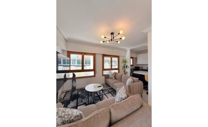 Herverkoop - Penthouse -
Torrevieja - Playa del Cura