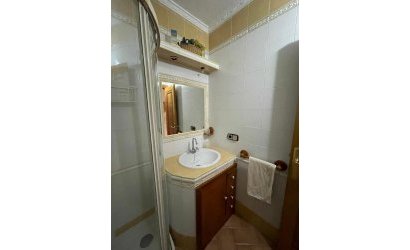 Herverkoop - Apartment -
Torrevieja - Las Piscinas Naturales