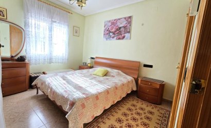 Reventa - Villa -
Orihuela Costa - Playa Flamenca