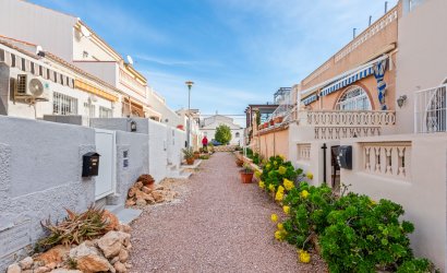 Resale - Townhouse -
Torrevieja - El Chaparral